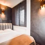شقة Near To The Wawel Castle With A Parking كراكوفيا