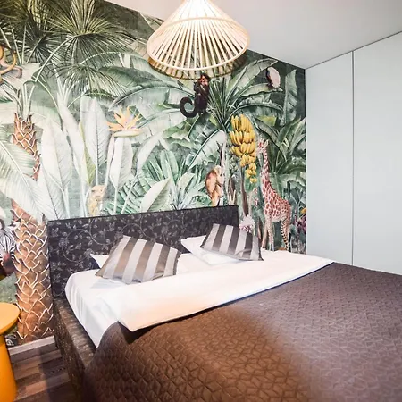 Near To The Wawel Castle With A Parking *