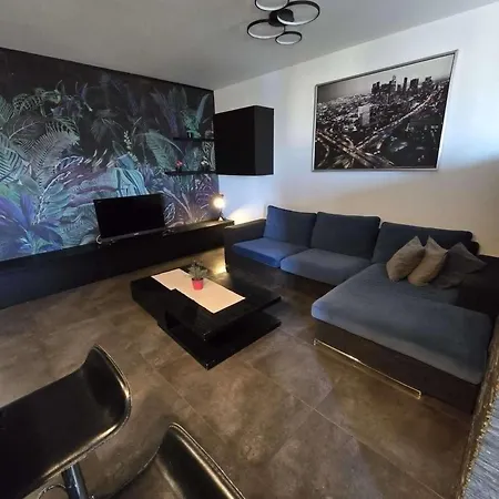 Near To The Wawel Castle With A Parking *